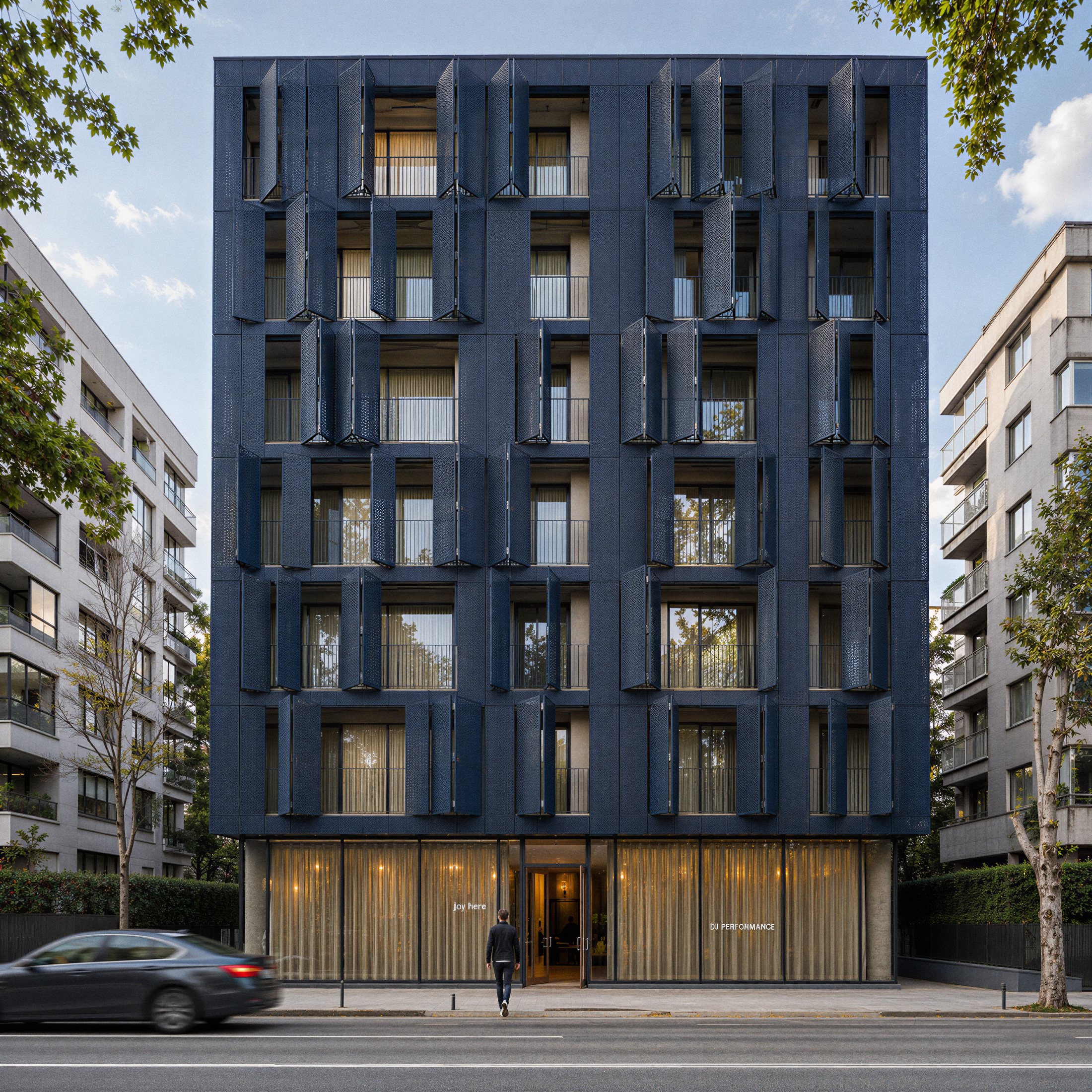 No:8 Apartmanı, lacivert cephe genel görünüm